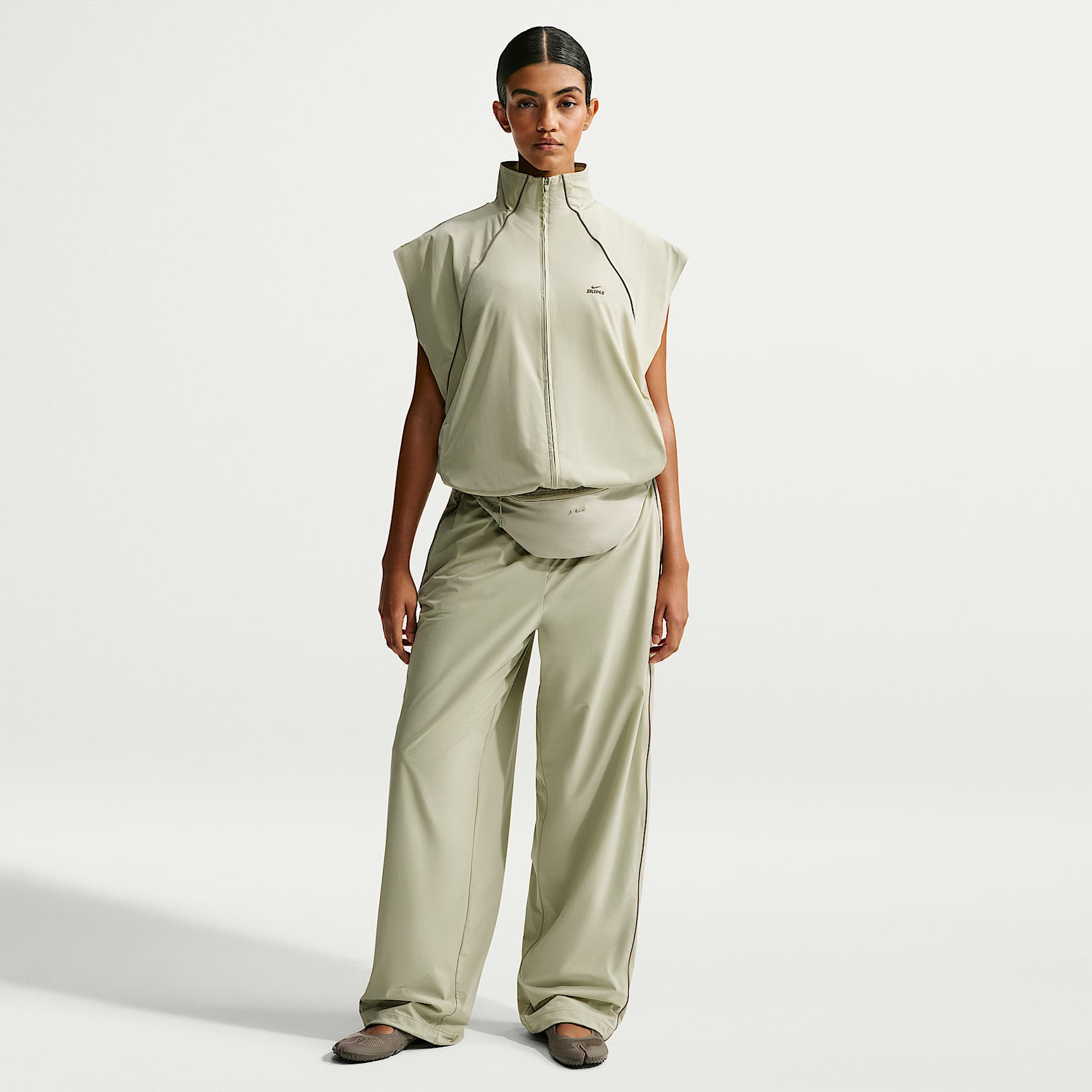 NikeSKIMS Stretch Nylon Women's Oversized Pants. Nike.com